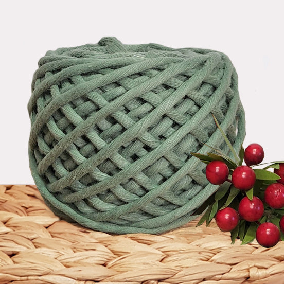 Lil' Luxe Cloud 9 Macrame Cotton - 4mm Garland Green