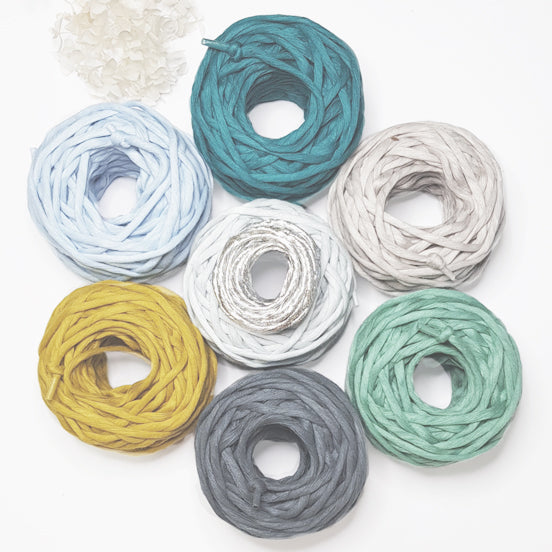 Bloom of 5mm De Luxe Cotton - Ice Flow