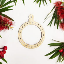 Christmas Ornament Frames - Weaving Looms - Bauble