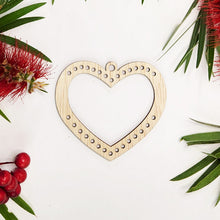 Christmas Ornament Frames - Weaving Looms - Heart